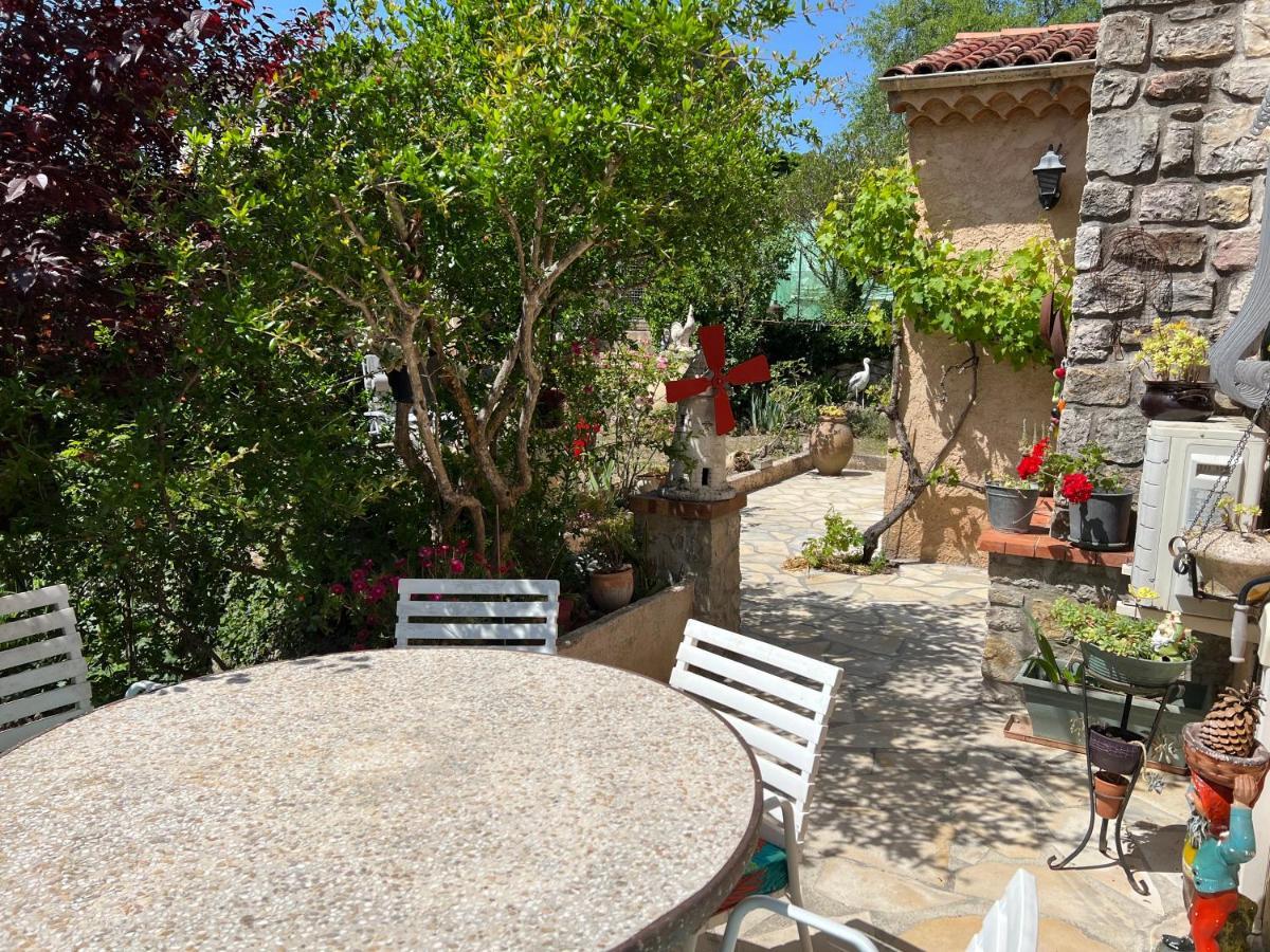Villa Lumineuse Et Spacieuse Lorgues Exterior foto
